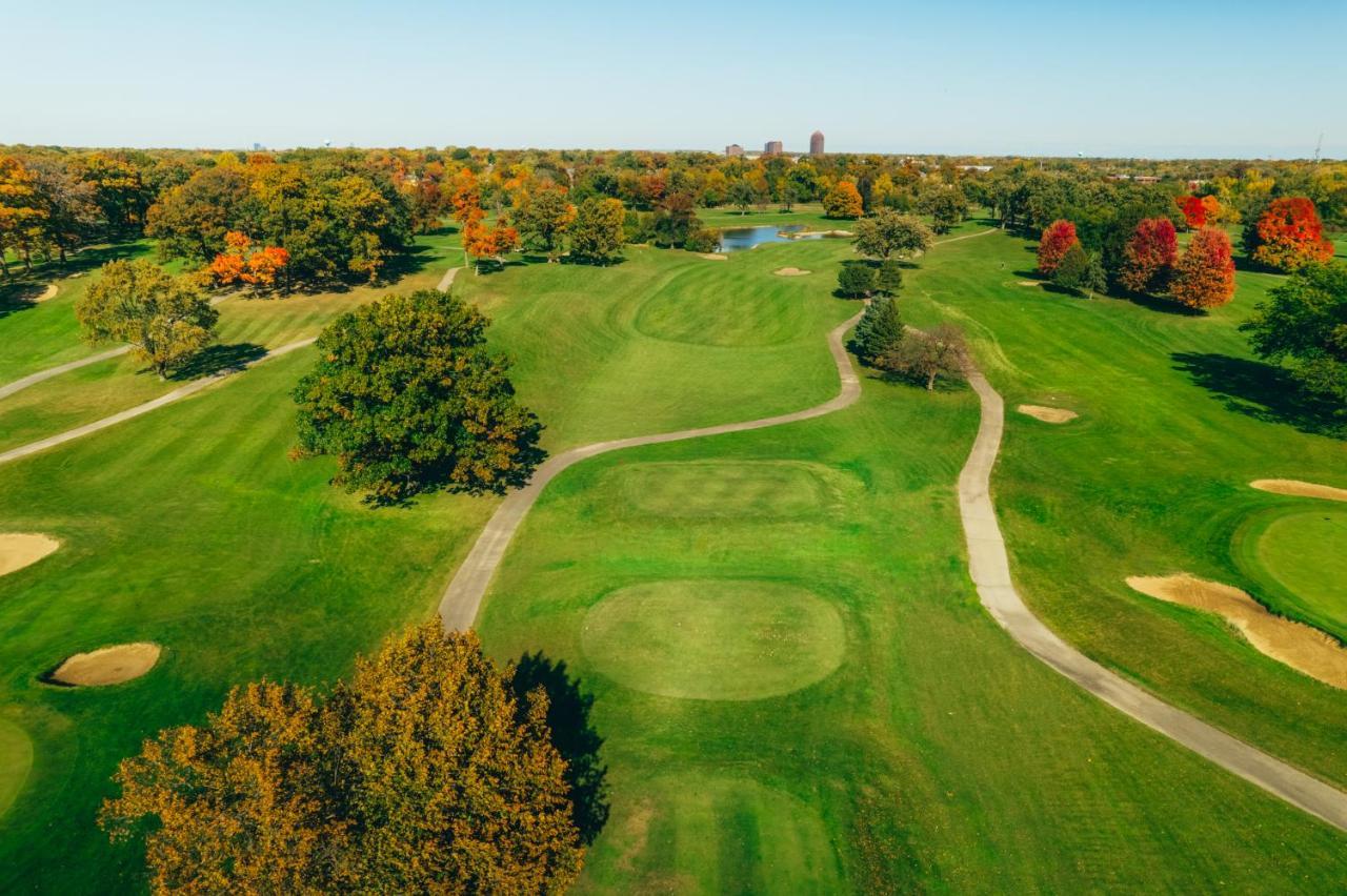 Eaglewood & Resort 4*