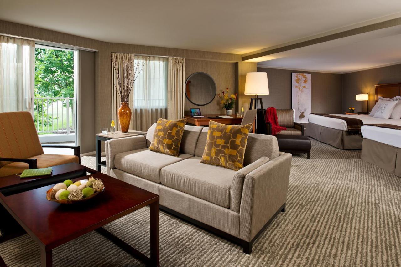 Eaglewood & Resort